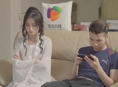 sex leg Xuất tinh tận 2 lần vào lồn em gái